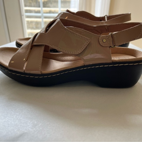 Clarks Merliah Echo Praline Patent Strappy Wedge Comfort Sandal Womens Sz 10M - Picture 4 of 14